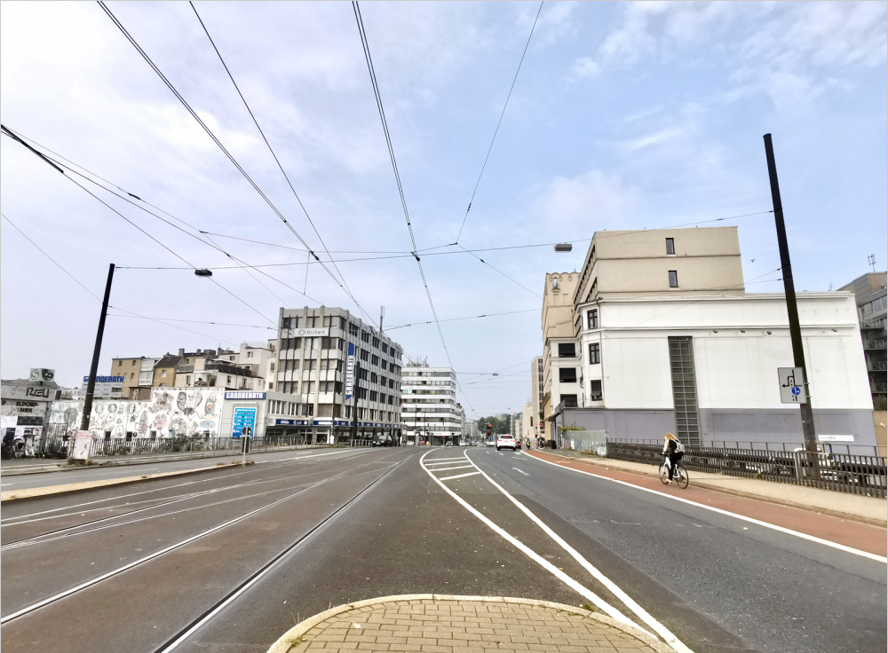Strasse
